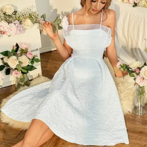 Robe mariage invitée bohème blanche à fines brides
