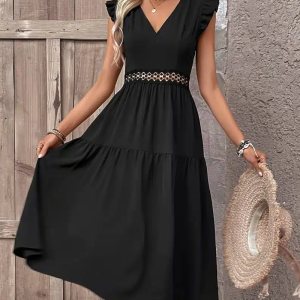 Robe champêtre dentelle à volants noire