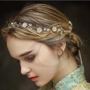Accessoire cheveux de mariage femme élégante marguerite strass