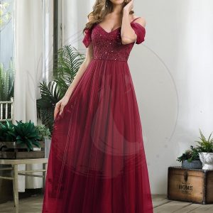 Robes de soirée en tulle avec corsage à épaules dénudées longue au sol