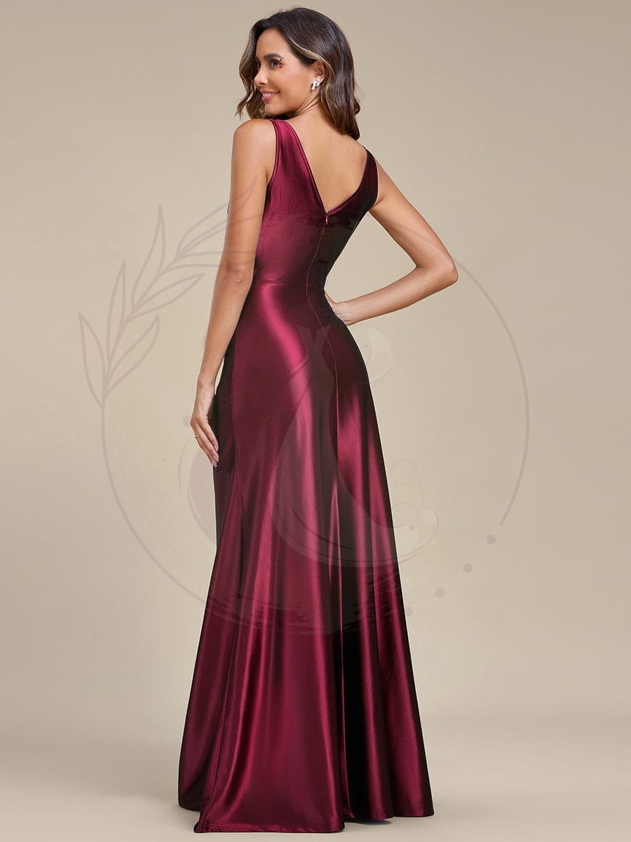 Robe de soirée en satin plissée à col en V et à fente haute pour bal – Image 4