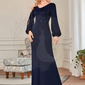 Coupe ajustée et évasée à manches longues et col bénitier Mère de la mariée