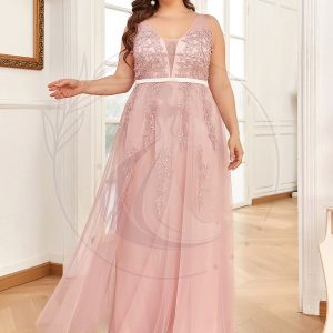 Robe de soirée en tulle fluide sans manches avec appliques élégantes de grande taille