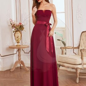 Robe de demoiselle d’honneur romantique sans bretelles longueur au sol