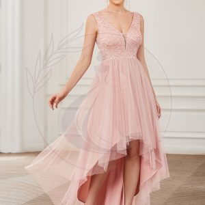 Robe de demoiselle d’honneur haut-bas en tulle avec empiècement en dentelle et illusion
