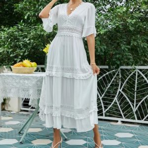 Robe longue dentelle bohème blanche à volants