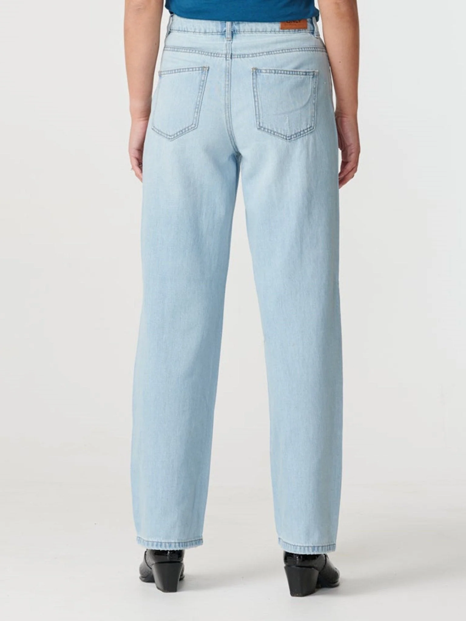 Jeans juteux (jambe large) - bleu de jean léger – Image 5