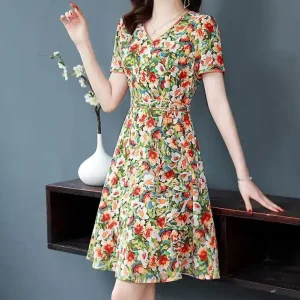 Robe champêtre courte à fleurs