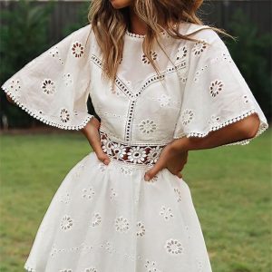 Robe Bohème Blanche à Manches Evasées – Terra