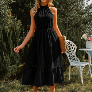 Robe longue bohème noire en dentelle