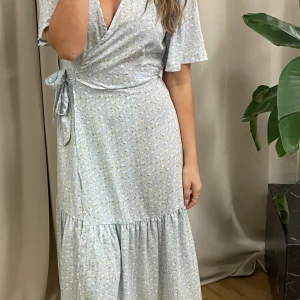 Dina 2/4 Robe enveloppée - Bleu
