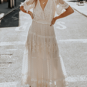 Robe longue bohème élégante en dentelle