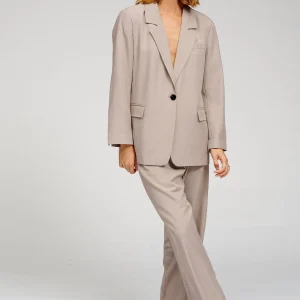 Costume surdimensionné (gris) - Forme de package